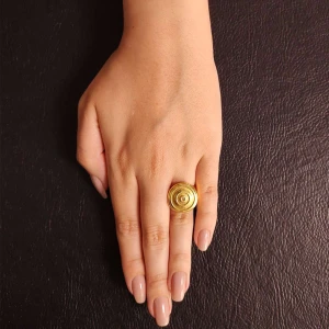 Anel Ouro 18K E Diamante