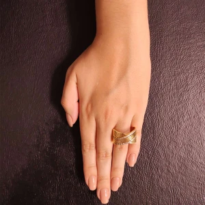 Anel Ouro 18K E Diamantes