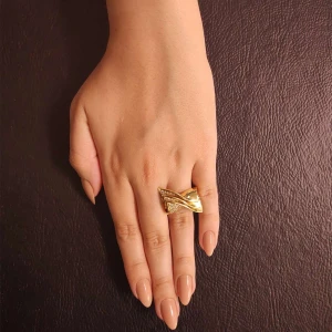 Anel Ouro 18K E Diamantes