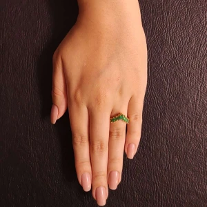 Anel Ouro 18K E Esmeraldas