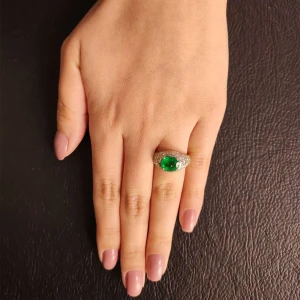 Anel Ouro 18K, Esmeralda E Diamantes