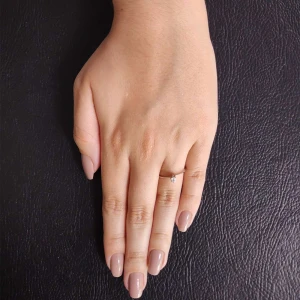 Anel Ouro Branco E Diamante Solitário