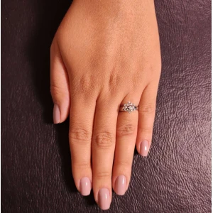 Anel Ouro Branco E Diamantes