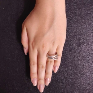 Anel Ouro Branco E Diamantes