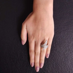 Anel Ouro Branco E Diamantes