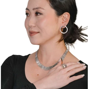 Anel Ouro Branco E Diamantes