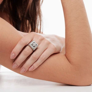Anel Ouro Branco E Diamantes