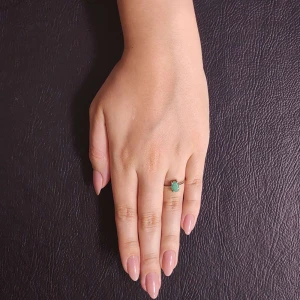 Anel Ouro Branco E Esmeralda