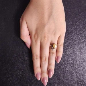 Anel Ouro Branco, Pérola e Diamante Anel Ouro Branco, Pérola e Diamante