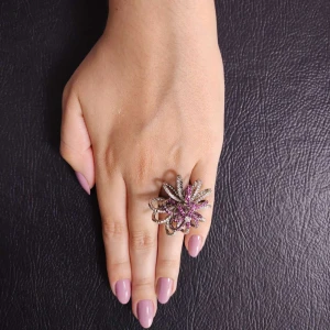 Anel Ouro Branco, Rubis E Diamantes Anel Ouro Branco, Rubis E Diamantes