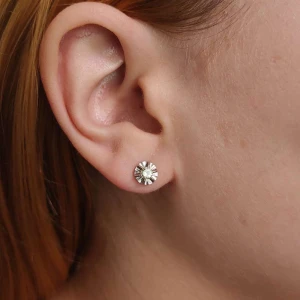 Brincos Ouro Branco E Diamantes Solitário