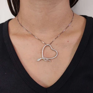 Colar Ouro Branco E Diamantes