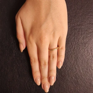 Meia Aliança Ouro 18K E Diamantes