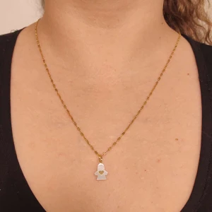 Pingente Madrepérola E Detalhes Em Ouro 18K