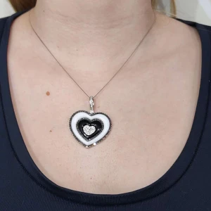 Pingente Ouro Branco, Calcedonia, Onix E Diamantes Pingente Ouro Branco, Calcedonia, Onix E Diamantes