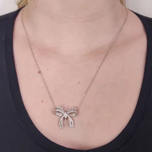 Pingente Ouro Branco E Diamantes