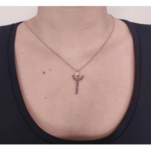 Pingente Ouro Branco E Safiras