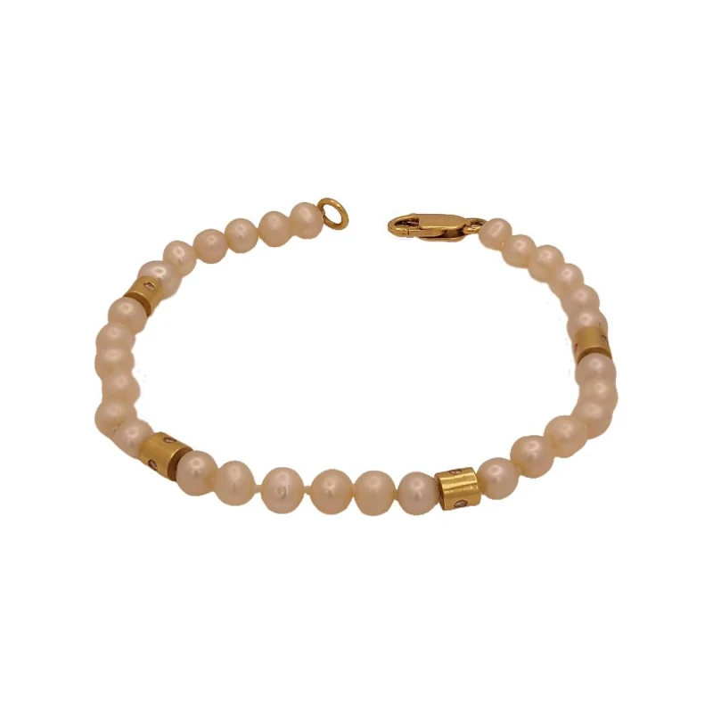 Pulseira Pérolas, Detalhes Em Ouro 18K E Diamantes Pulseira Pérolas, Detalhes Em Ouro 18K E Diamantes